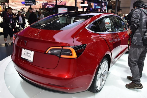 特斯拉Model3 P80D參數(shù)流出 最高時速令人吃驚